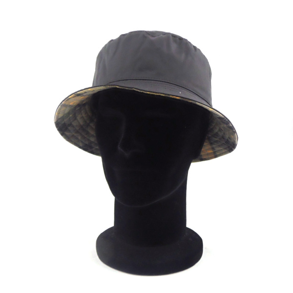 Cappello Cloche Antipioggia di Ettore Negro